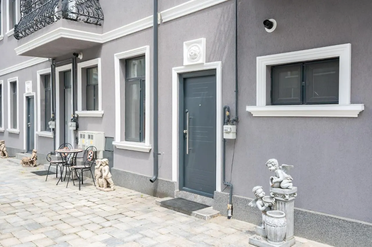 Blue-Line-Apartment-Unirii Bucharest